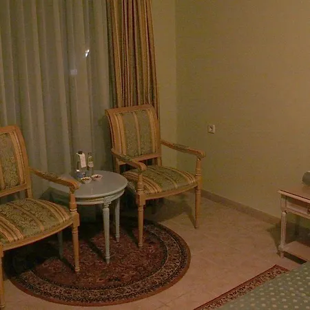 Marina Frapa - Otok 4*