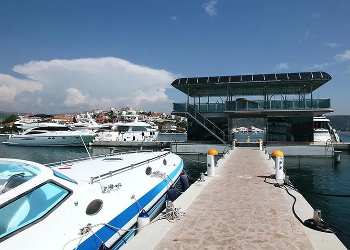 Marina Frapa - Otok 4*