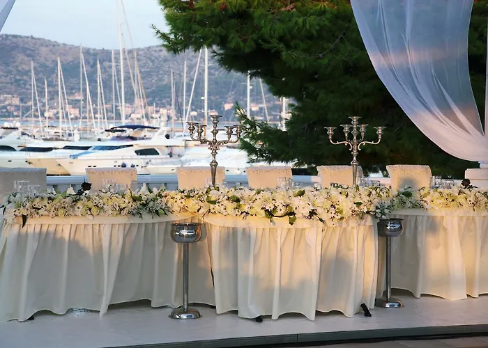 Marina Frapa - Otok Hotel 4*